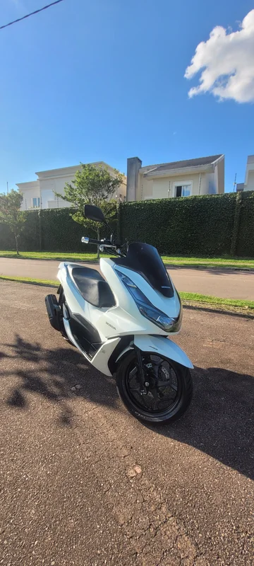 Honda PCX 2023 para alugar em Curitiba - Foto 3
