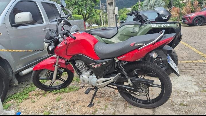 Honda CG 150 2015 para alugar em Salvador - Foto 1