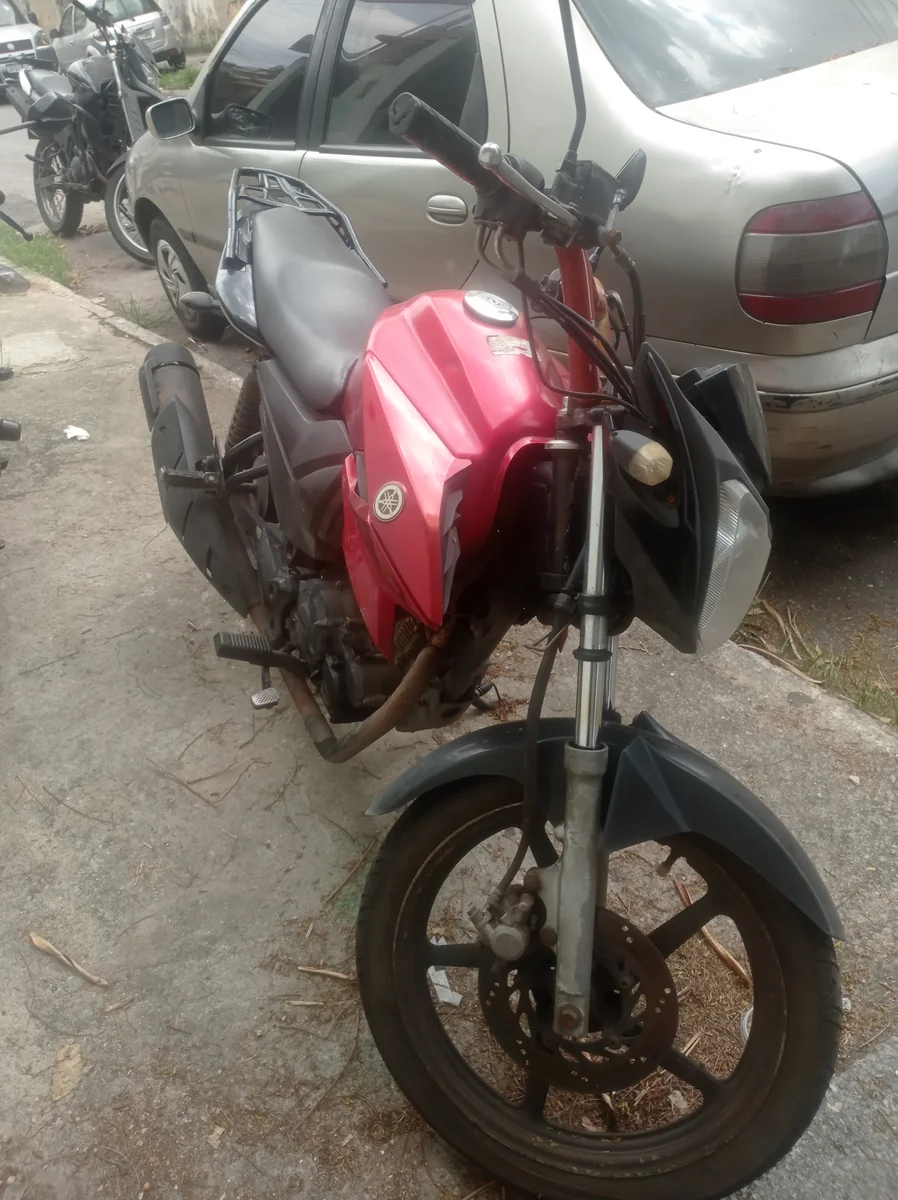 Yamaha FAZER 150 2014 para alugar em Duque De Caxias