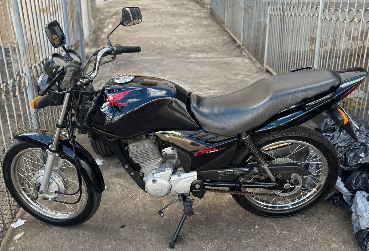 Honda FAN 125 2013 para alugar em Salvador - Foto 1