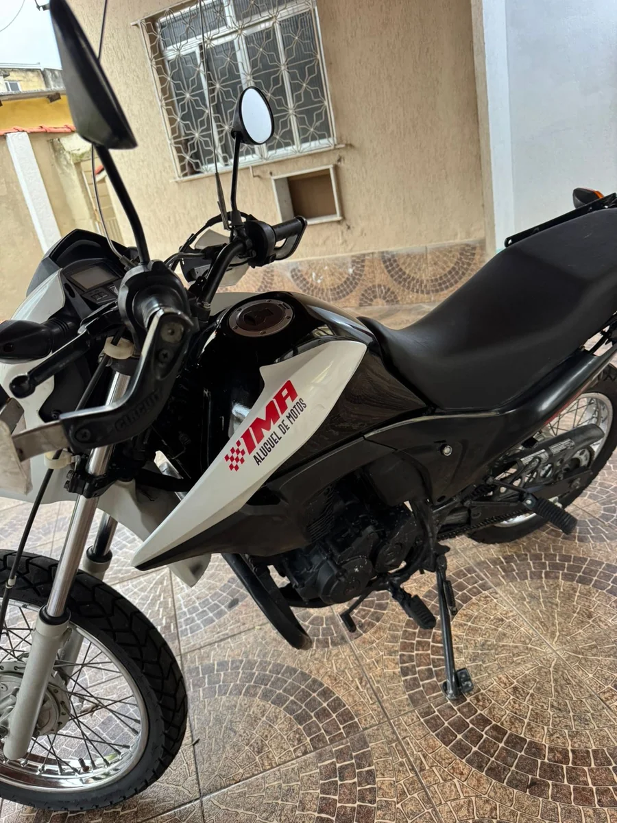 Honda NXR BROS 2018 para alugar em Rio De Janeiro 