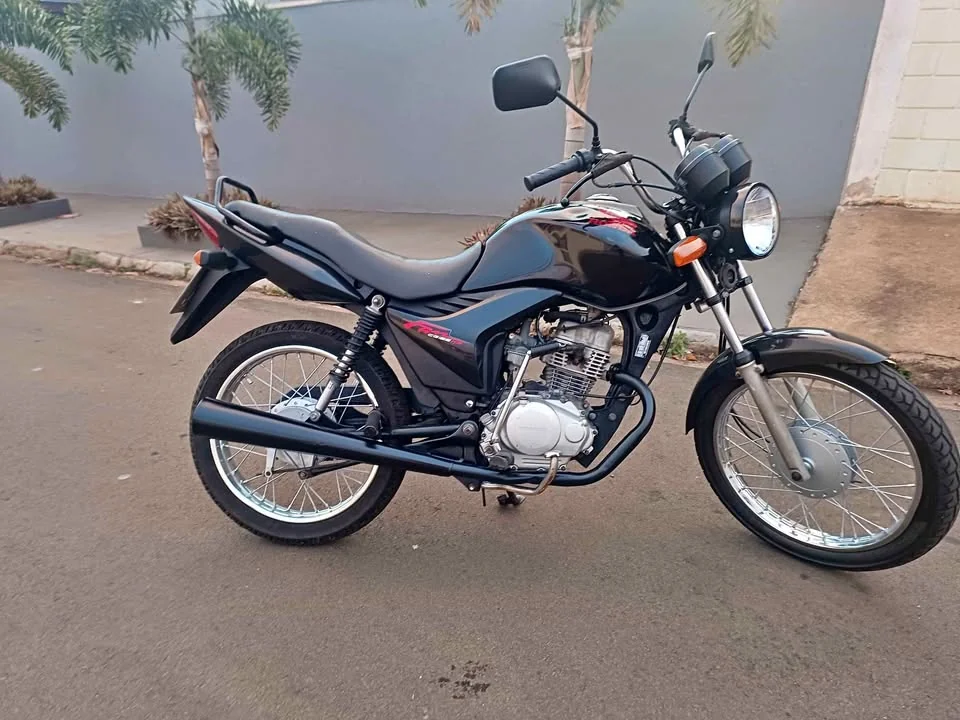 Honda CG FAN 125 KS 2011 para alugar em Goiânia - Foto 1