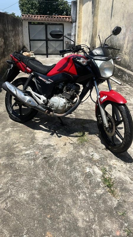 Honda CG 150 FAN 2015 para alugar em São Gonçalo/RJ
