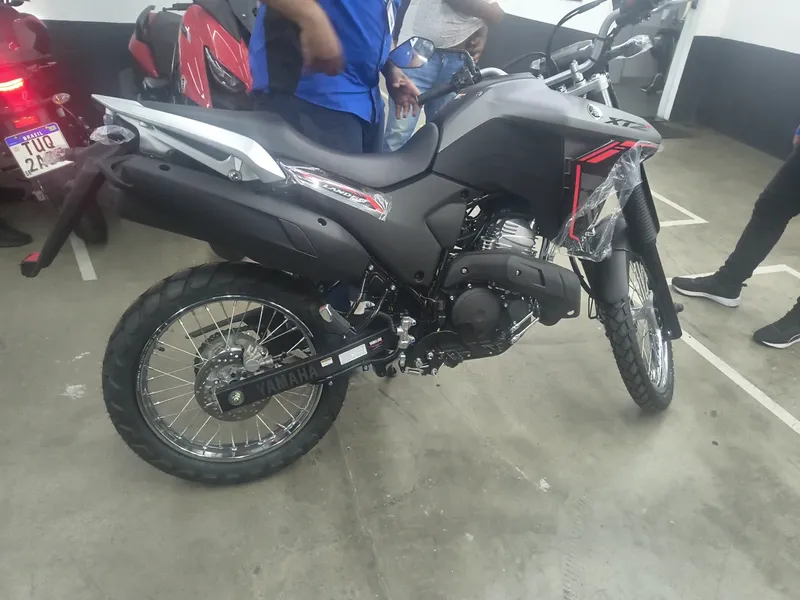 Yamaha 250 2025 para alugar em Rio De Janeiro - Foto 3