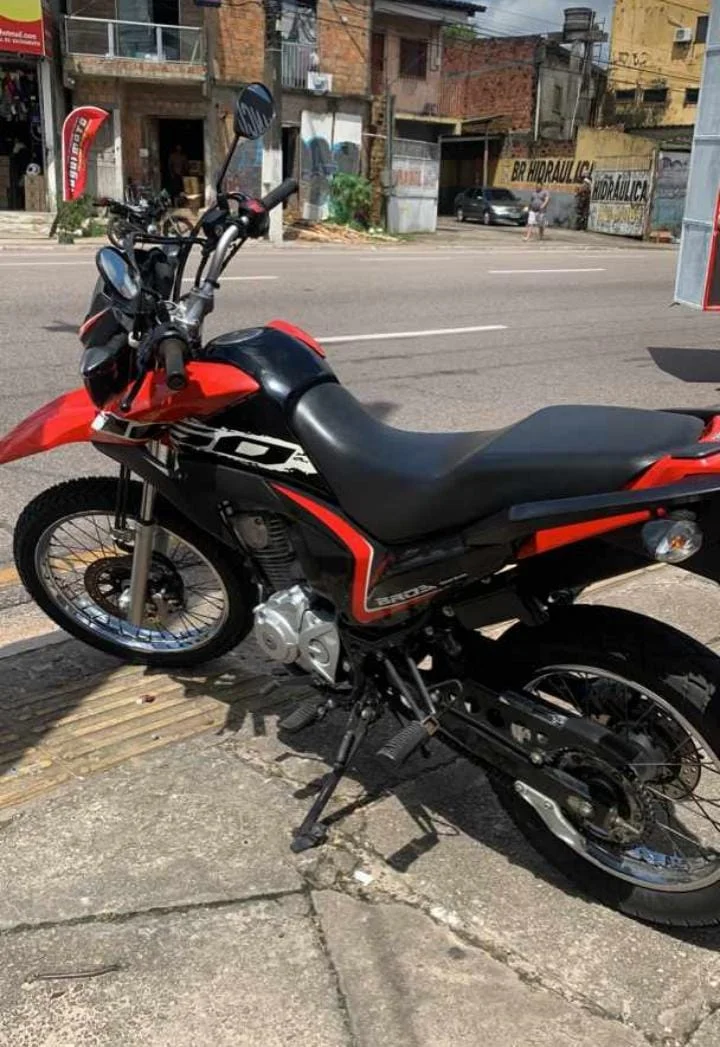 Honda NXR BROS 2020 para alugar em Belém - Foto 2