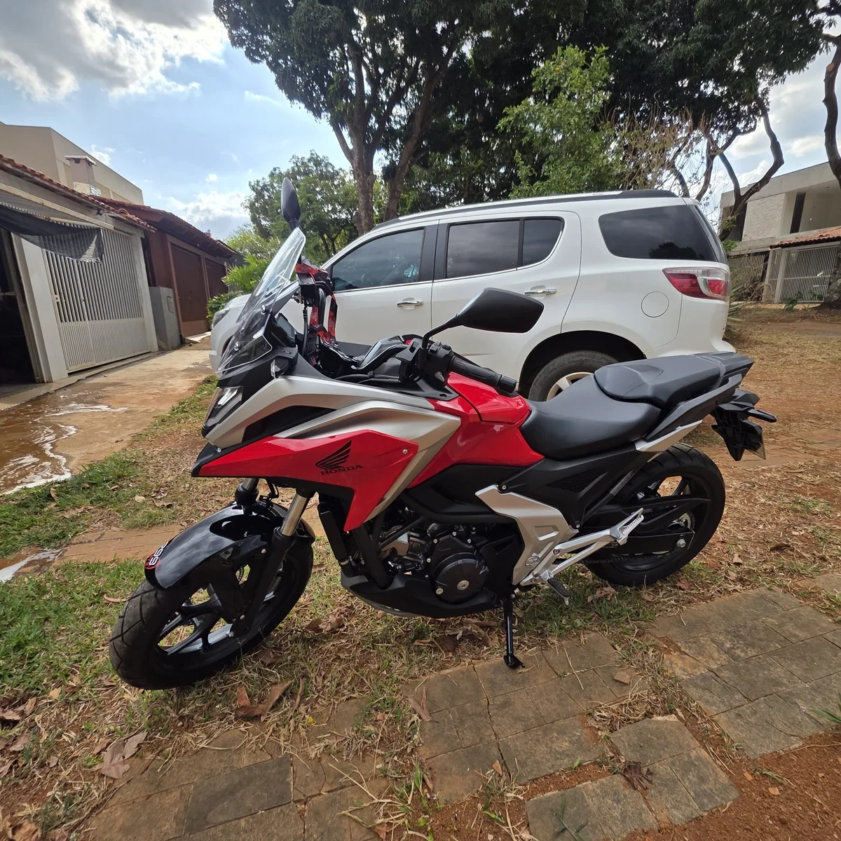 Honda NC 750X DCT 2025 para alugar em Brasília - Foto 2