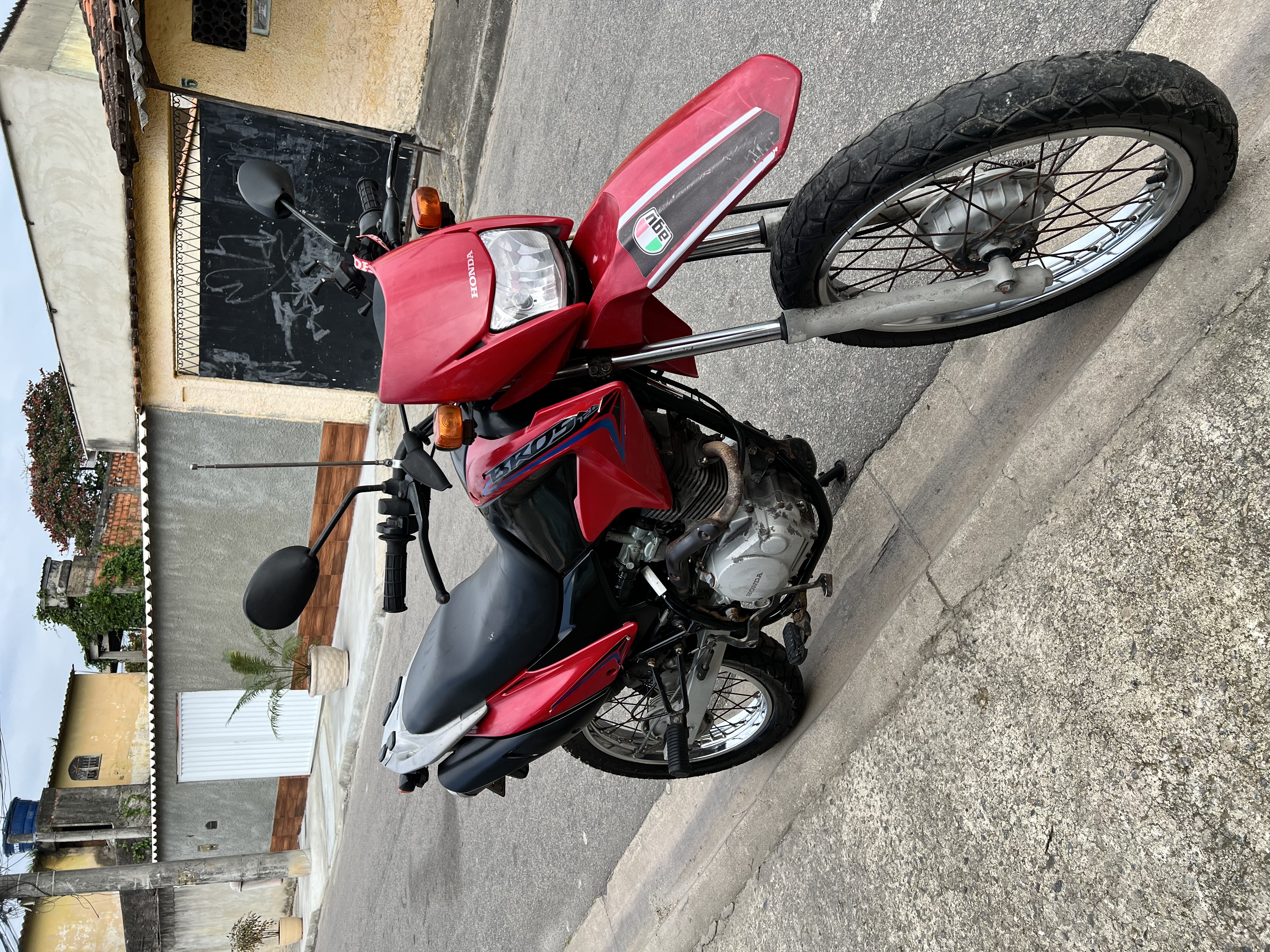 Honda NXR BROS 125 ES 2013 - Foto 2